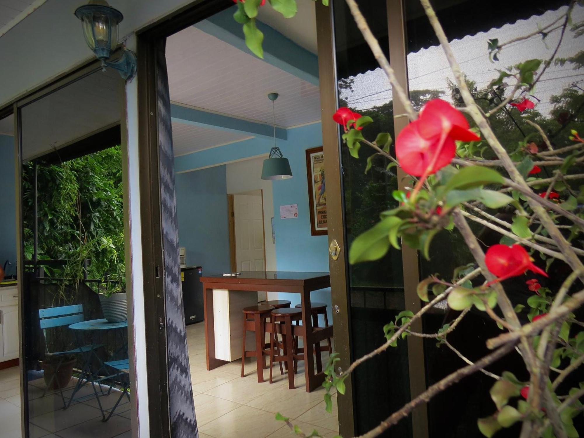 Rose House Manuel Antonio Apartment Quepos Exterior photo